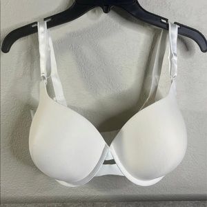 Warner’s Bra 38C